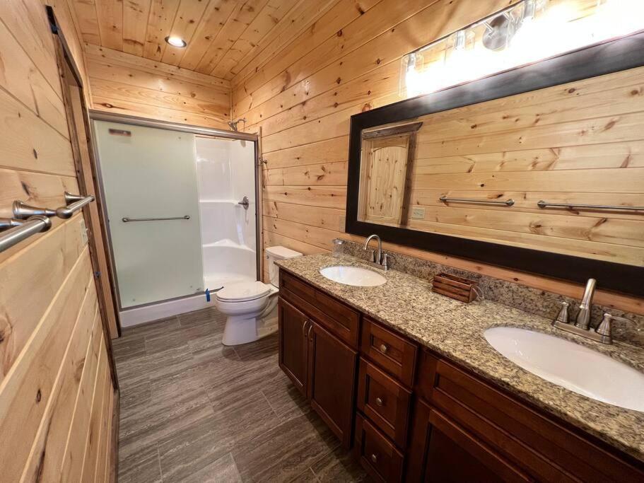 * * 4 Master Bedrooms, Views, Theater, Arcade, Evc Gatlinburg Exterior photo