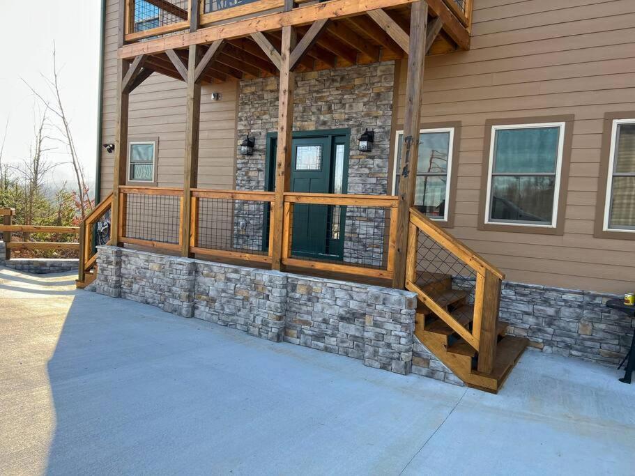 * * 4 Master Bedrooms, Views, Theater, Arcade, Evc Gatlinburg Exterior photo