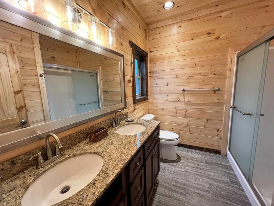 * * 4 Master Bedrooms, Views, Theater, Arcade, Evc Gatlinburg Exterior photo