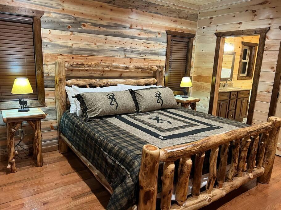 * * 4 Master Bedrooms, Views, Theater, Arcade, Evc Gatlinburg Exterior photo