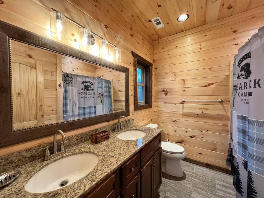 * * 4 Master Bedrooms, Views, Theater, Arcade, Evc Gatlinburg Exterior photo